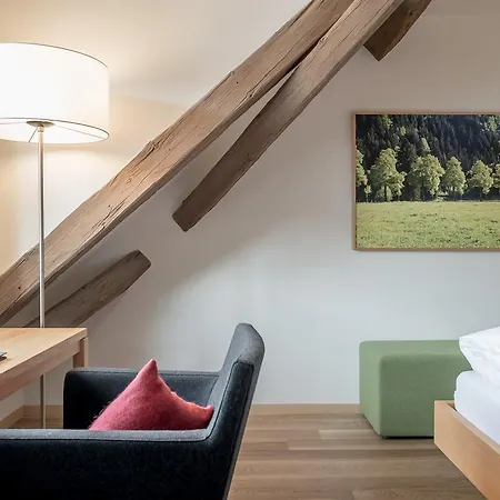 Alpenhotel Krone Szálloda