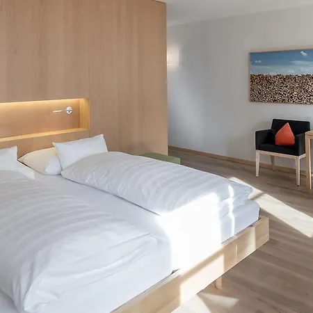 Ξενοδοχείο Alpenhotel Krone 4*