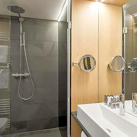 Alpenhotel Krone Hotel