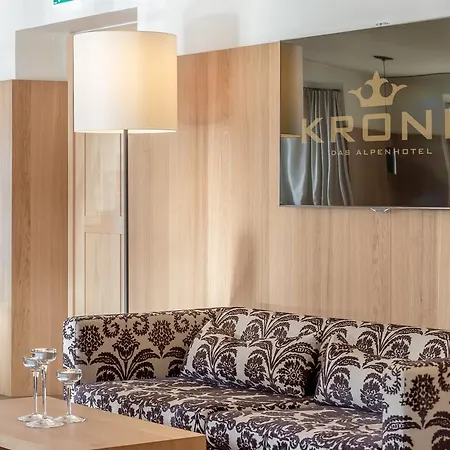 Alpenhotel Krone Hotel