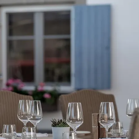 Alpenhotel Krone Hotel