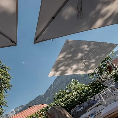 Alpenhotel Krone Hotel